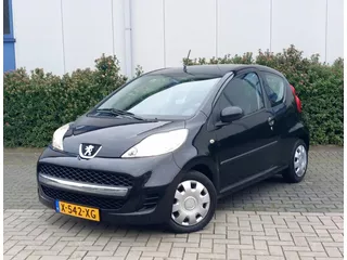 PEUGEOT 107 1.0 12V 68PK 3D XR Airco/Toerenteller