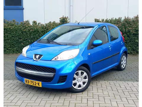 PEUGEOT 107 1.0 12V 68PK 5D Urban Move Airco