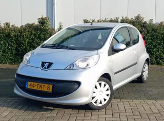 PEUGEOT 107 1.0 12V 68PK 3D XR Airco