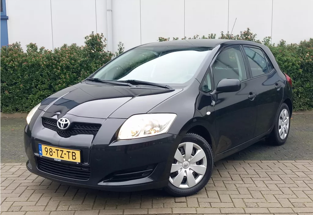 TOYOTA Auris 1.6 16V VVT-I 5DR Terra Airco