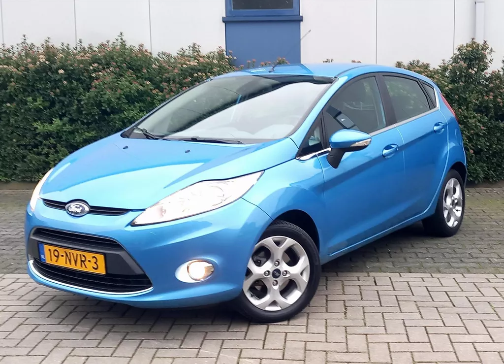 FORD Fiesta 1.25 82pk 5D Titanium