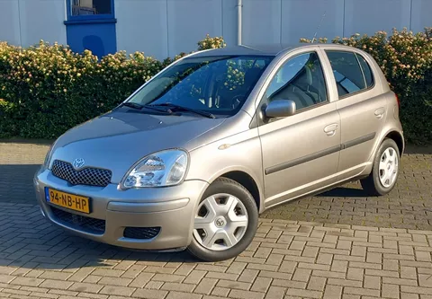 TOYOTA Yaris 1.3 16V VVTI 5-DRS Sol Airco