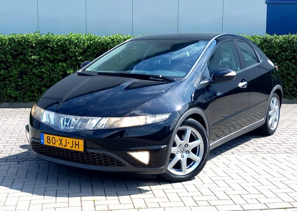 HONDA Civic 1.8 140pk 5D SPORT
