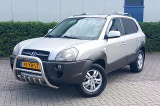 HYUNDAI Tucson 2.0 I 2WD  Style Premium Navigatie/Leder/Trekhaak