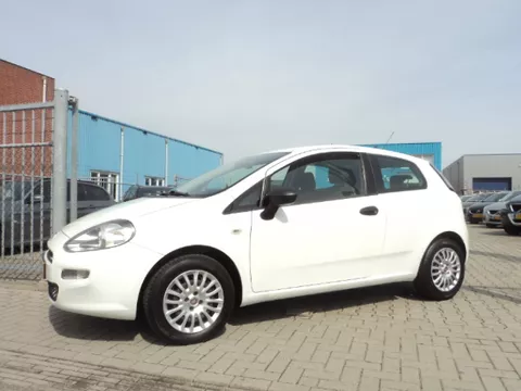 FIAT Punto 1.2 69pk 3D POP