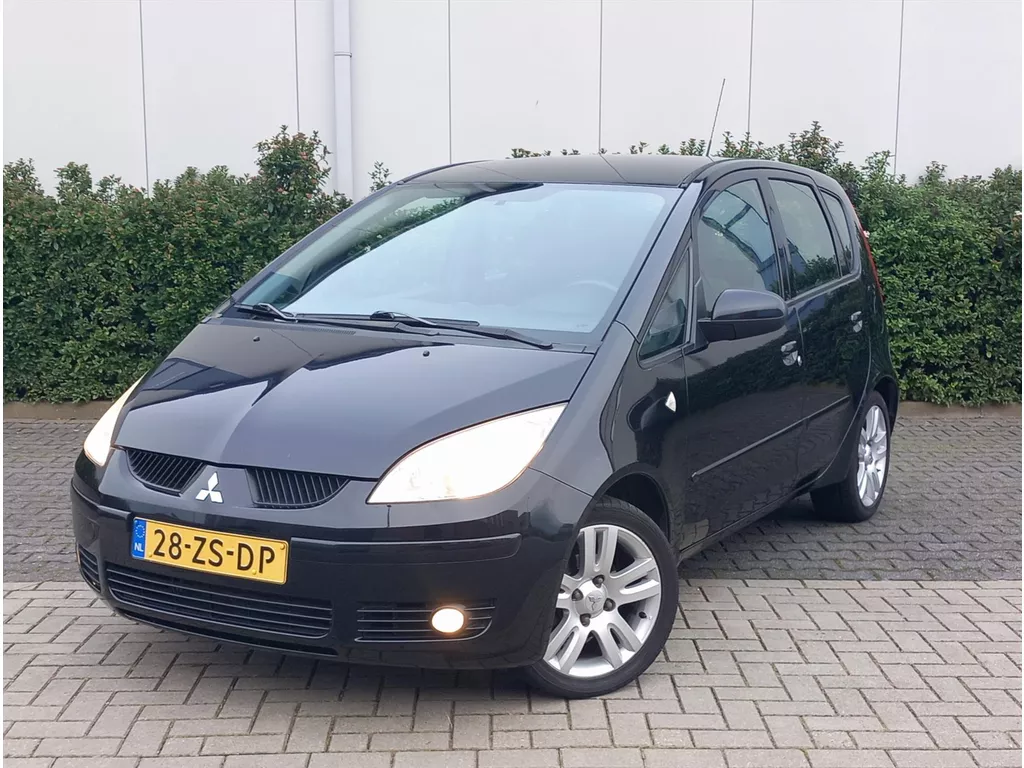 MITSUBISHI Colt 1.3  CZ5 95 pk Incharge Airco