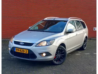 FORD Focus 1.8 16V 125PK Navigatie