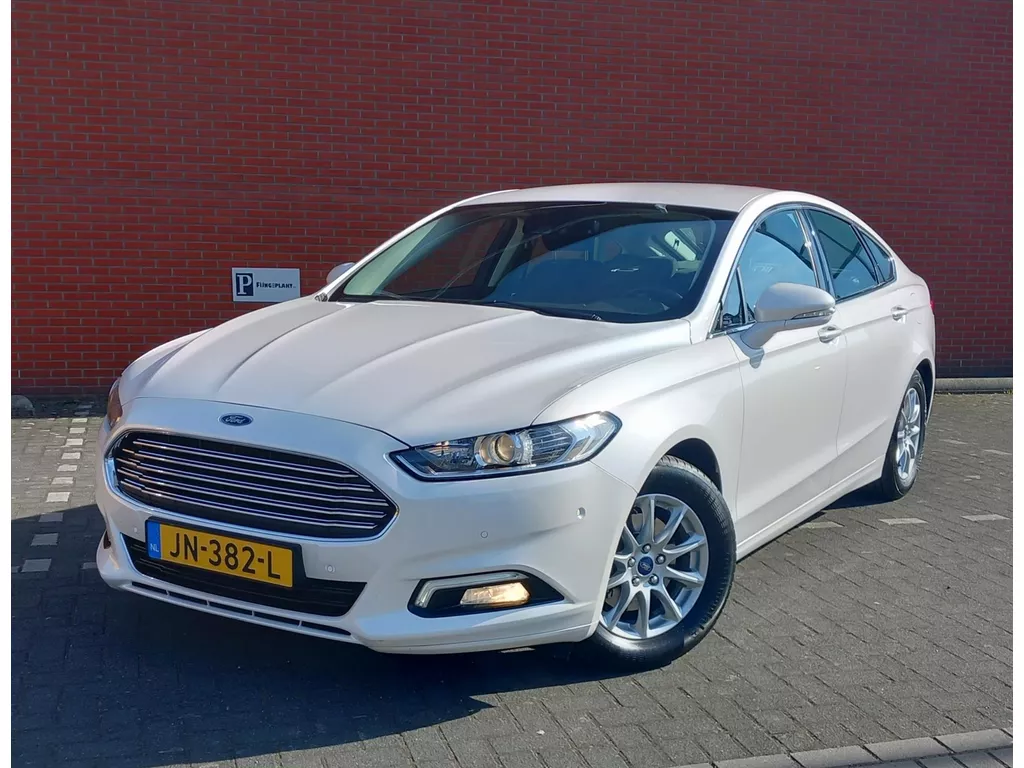 FORD Mondeo 1.5 EcoBoost 160pk 5d Titanium