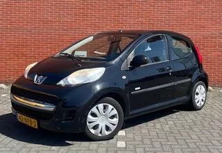 PEUGEOT 107 1.0 12V 68PK 5D XR Airco