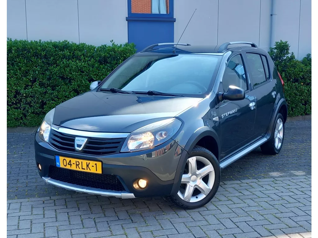 DACIA Sandero 1.6  85pk Stepway Airco Trekhaak