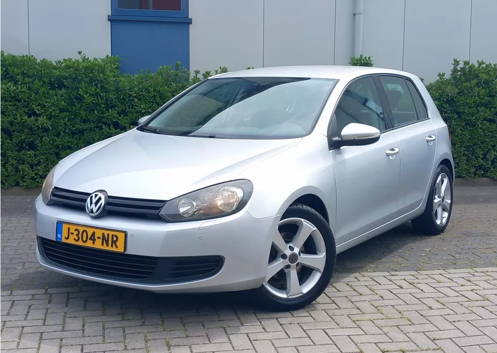 VOLKSWAGEN Golf 1.2 TSI 105PK 5D BlueMotion  Trendline Navigatie