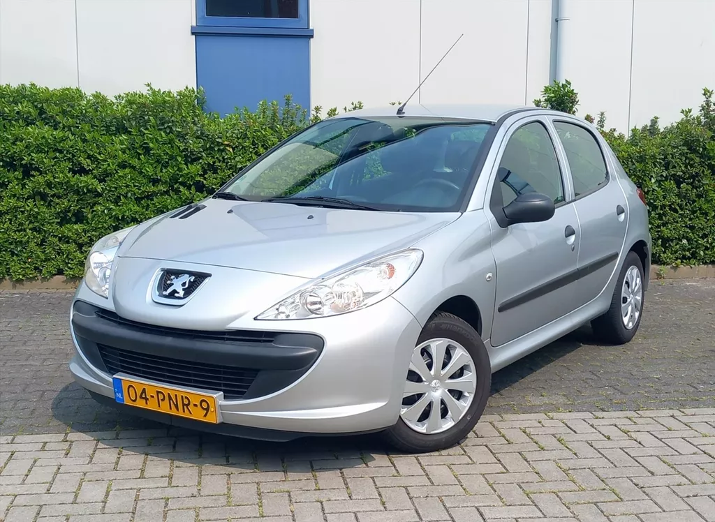 PEUGEOT 206+ 1.1 5D Accent Airco Dealer Auto