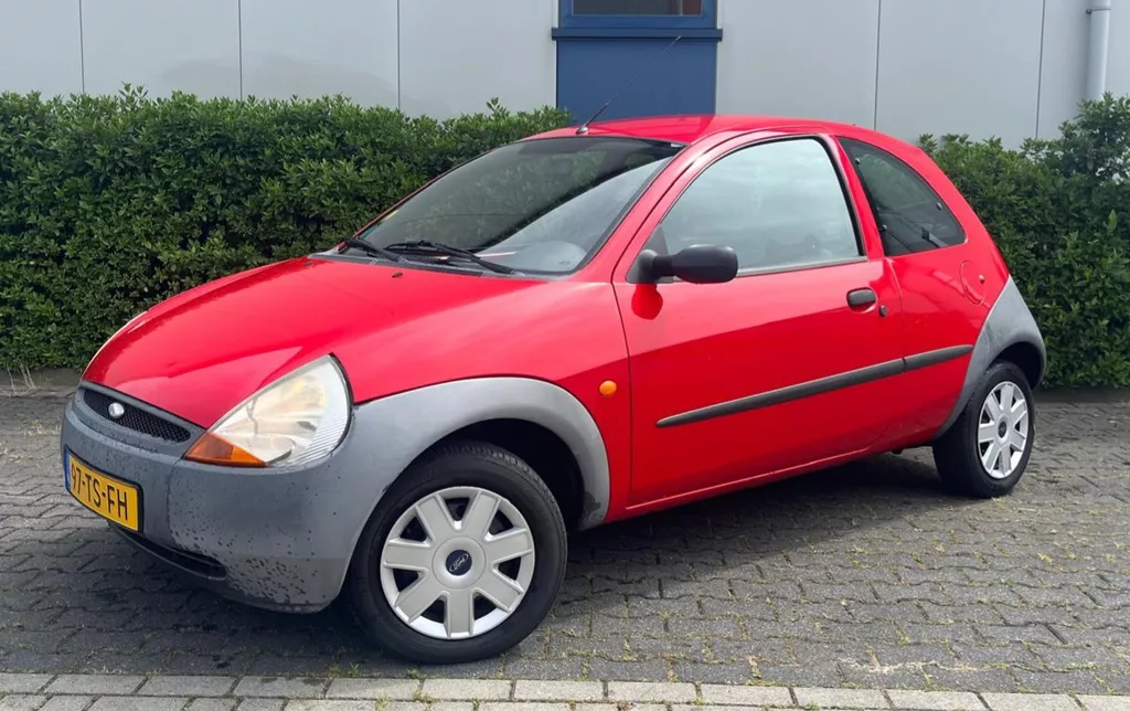 FORD Ka 1.3 I 44KW Futura Airco